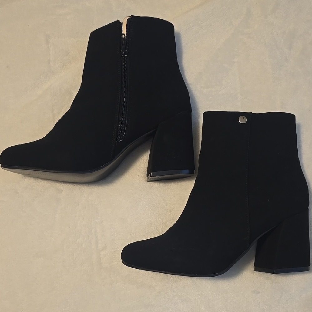 Chic Black Ankle Boots